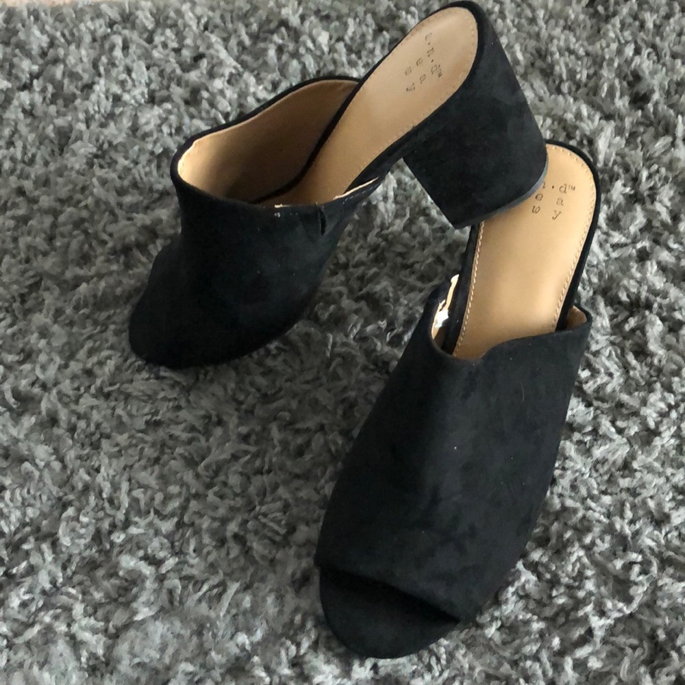 Black mules